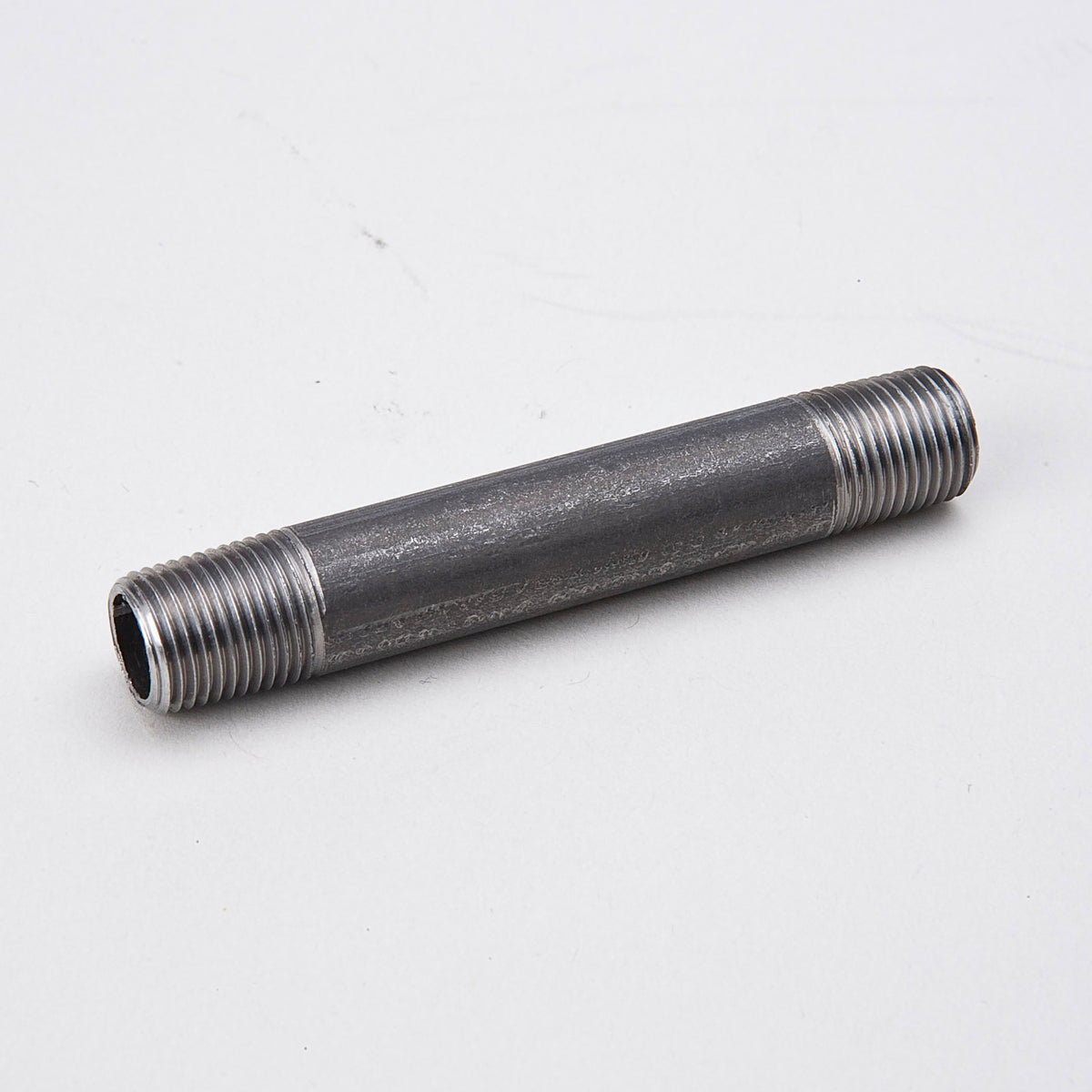 1-1/2-in x 11-1/2-in Black Steel Schedule 40 Nipple - Bulk - Fittings N' Valves